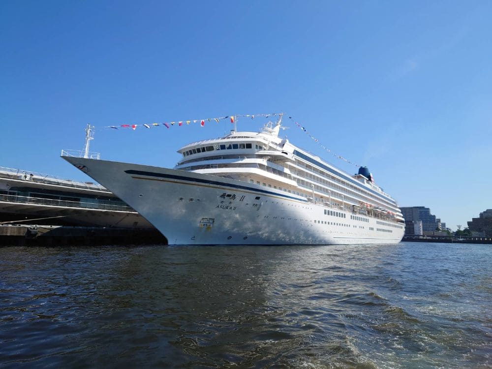 Intercontinental-yokohama-pier8-cruise3